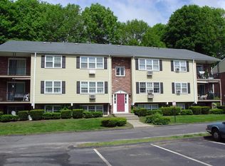 165 Pearl St #15B, Seymour, CT 06483