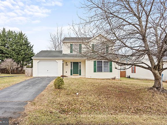 3rd image of 10514 Bear Creek Dr