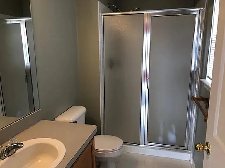 560 Superior Pkwy — Photo 15