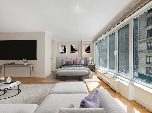 200 Central Park South image 2 of 12