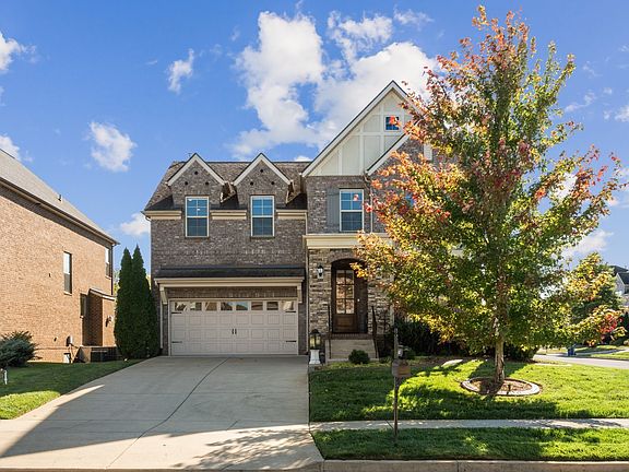 2nd image of 687 Fall Creek Cir