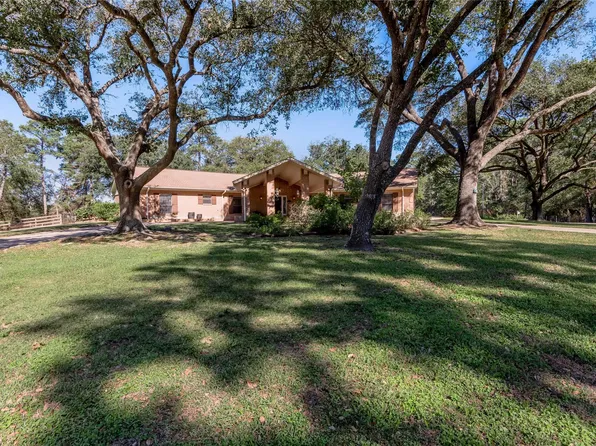 22 Timberwilde Dr, Huntsville, TX 77320