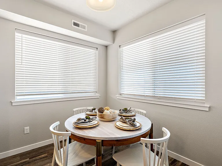 Sunnyvale Village — Photo 10