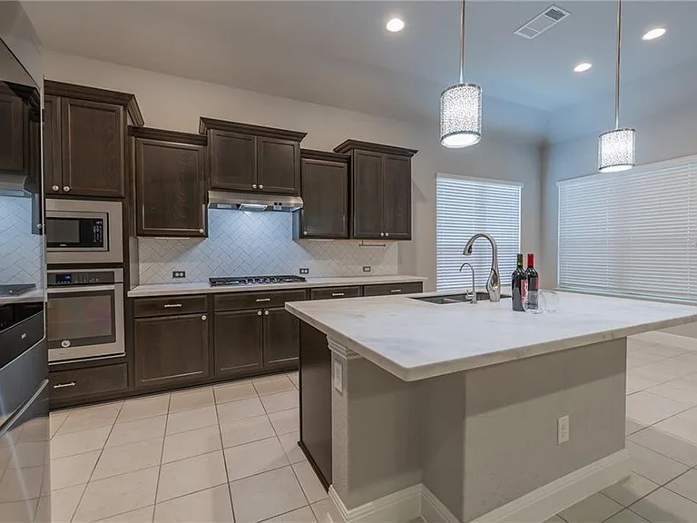 100 Orange Mimosa Ln — Photo 27