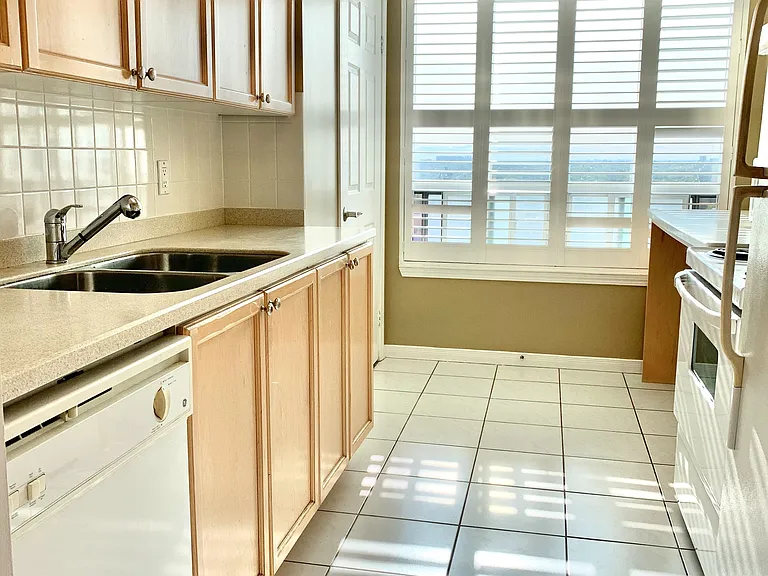 8 Hillcrest Ave #1117 — Photo 8