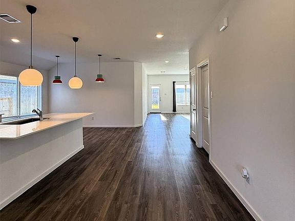 4th image of 5311 Still Meadow Ln