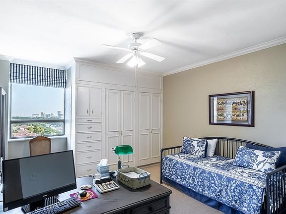 5th image of 6335 W Northwest Hwy APT 1117