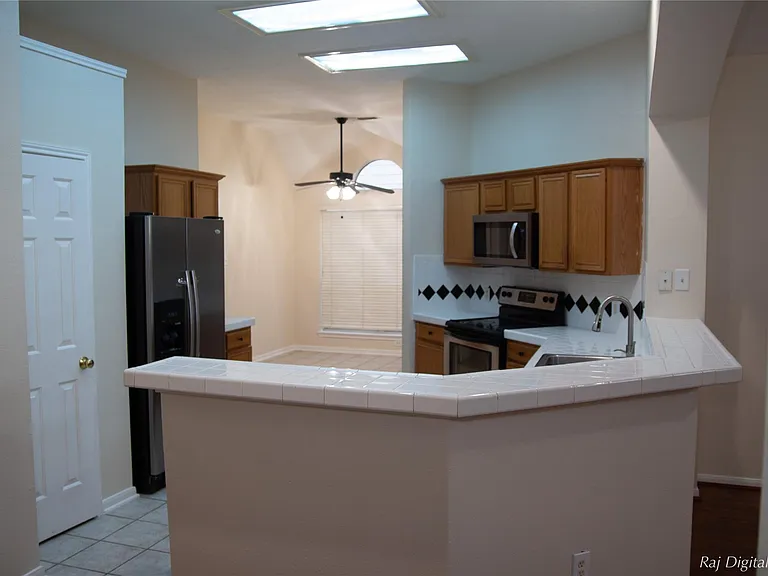 4918 Pinder Ln — Photo 35