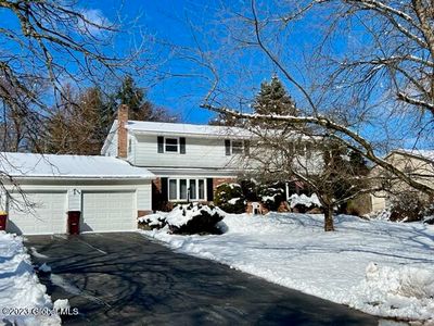 9 North Ridge, Ballston Lake, NY, 12019