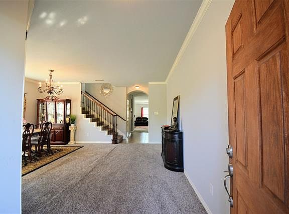 5th image of 6032 Cedar Glen Dr