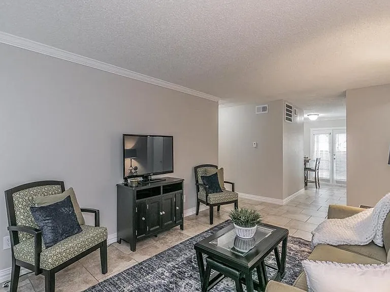 Riata Park Apartments — Photo 61