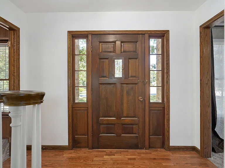 612 E Glendale St — Photo 7