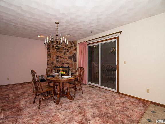 5th image of 212 W 28th Ave