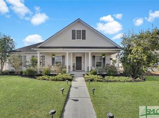 28 Central Park Way, Savannah, GA 31407