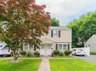 14 Vine Hill Rd #12, West Hartford, CT 06110