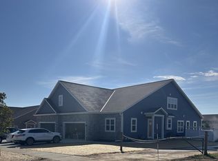 457 Firefly Trl, Hartford, WI 53027