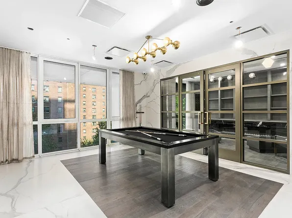 1399 Park Avenue image 11 of 16