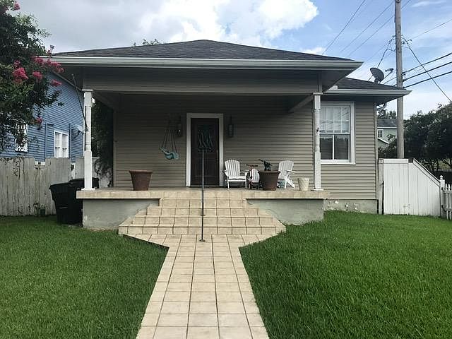 1st image of 5603 Woodlawn Pl