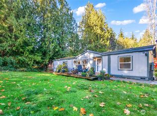 12515 Marine Dr, Marysville, WA
