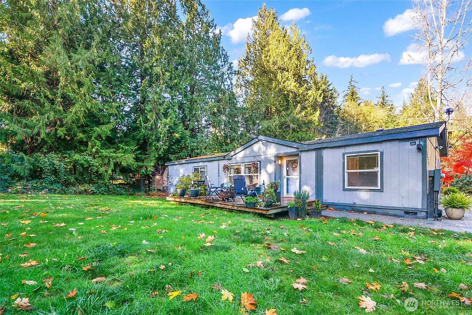 12515 Marine Drive photo 1