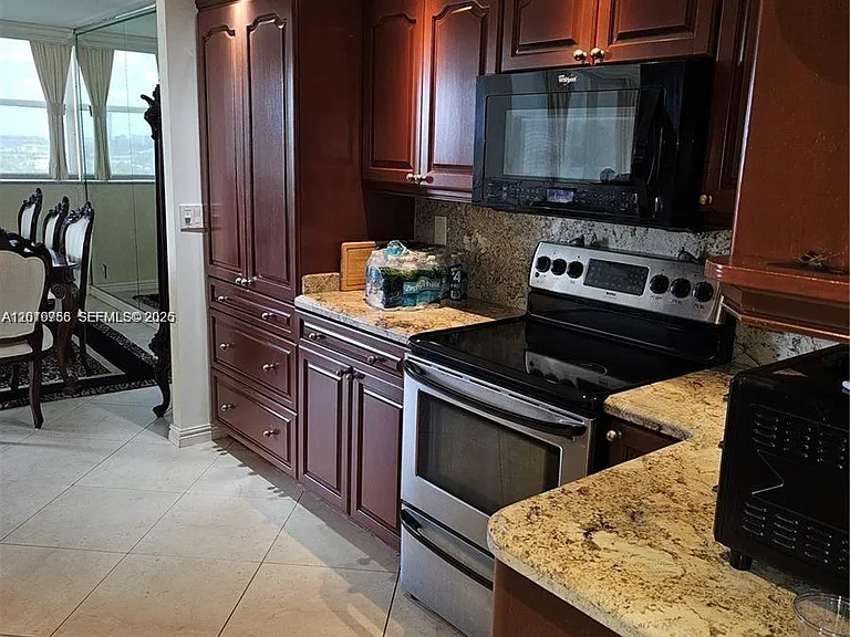 2049 S Ocean Dr #Penthouse 1 — Photo 3