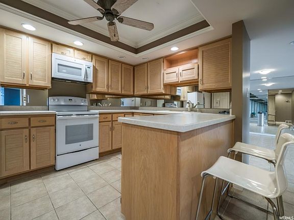 Upgraded Kitchen - Granite Counter tops