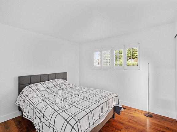 2nd image of 2024 Seville Dr