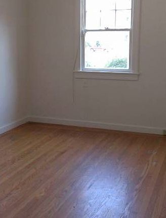 Dining Room 10'x9'