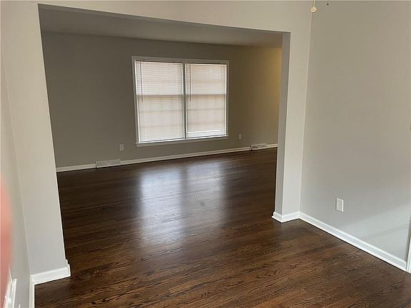 5th image of 8219 E 133rd Ter