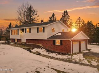 847 Griffin Pond Rd, Clarks Summit, PA 18411