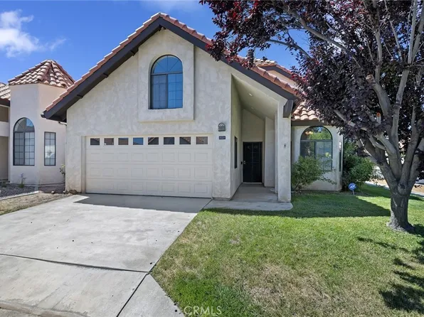 19229 Pine Way, Apple Valley, CA 92308