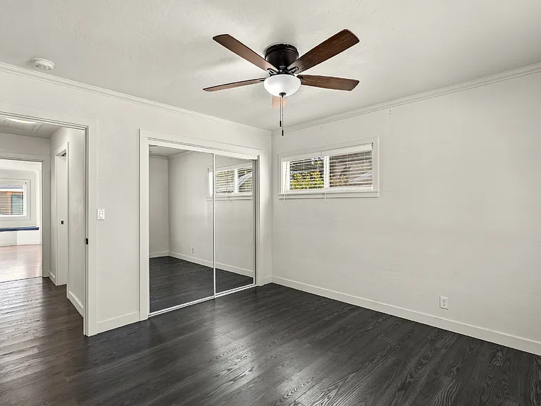 510 Keene Dr — Photo 20