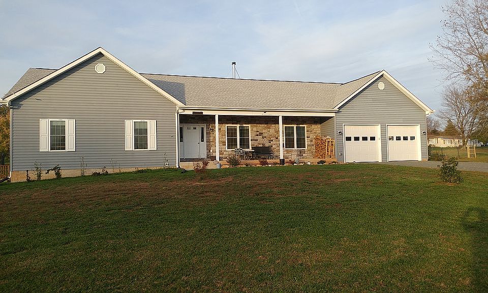 2nd image of 5060 Hummingbird Ln