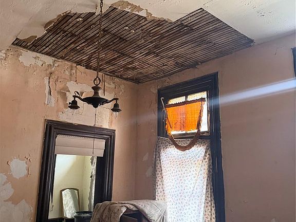 2nd image of 2927 Natural Bridge Ave
