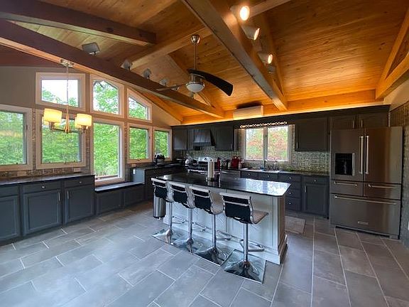 3rd image of 1153 Stoney Dr