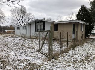 1756 E Lansing Rd, Morrice, MI 48857