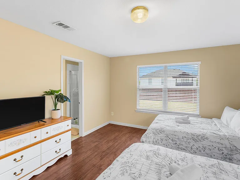 1116 Piedmont Dr — Photo 13