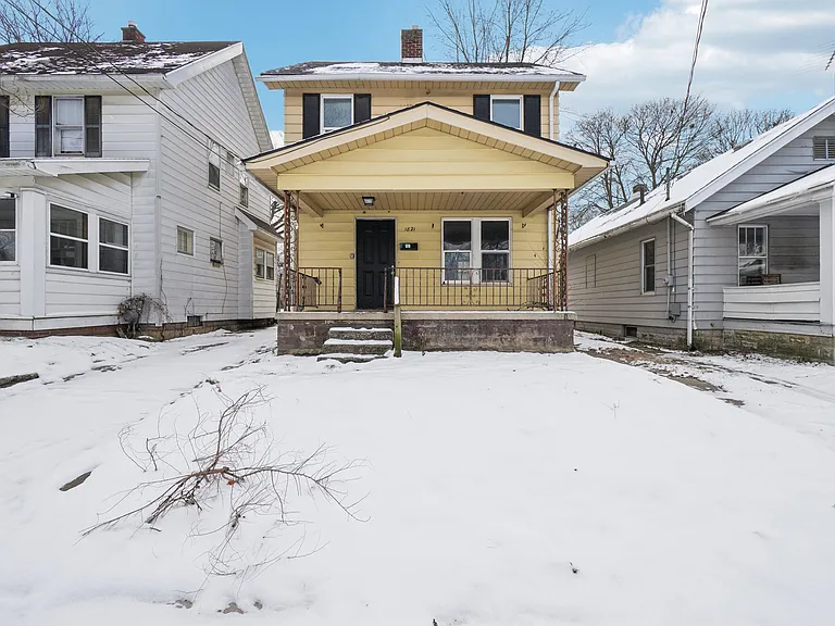 1821 Talbot St — Photo 16