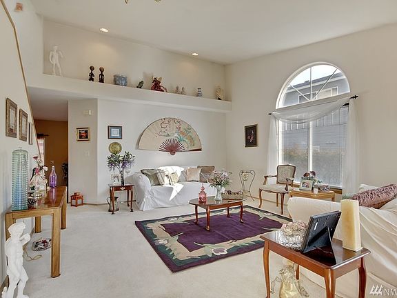 5th image of 4809 36th Ave NE