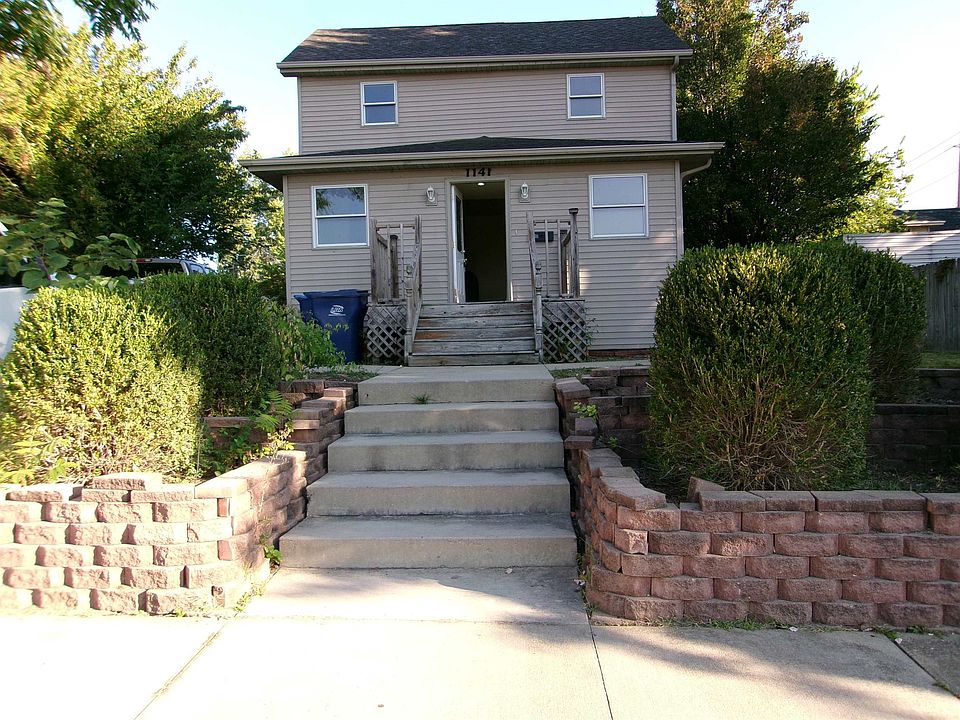 1st image of 1141 6th St