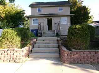1141 6th St, La Salle, IL 61301