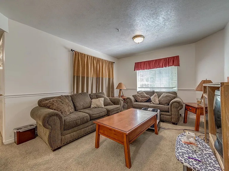 112 W 1230 N #107 — Photo 2