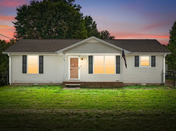 606 Joshua Dr, Clarksville, TN 37042