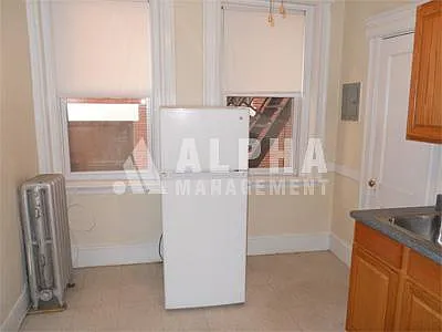 Studio, 450 sqft, $2,500 — Photo 2