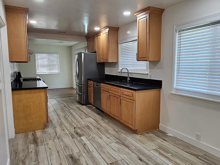 2522 Orange Ave #E — Photo 7