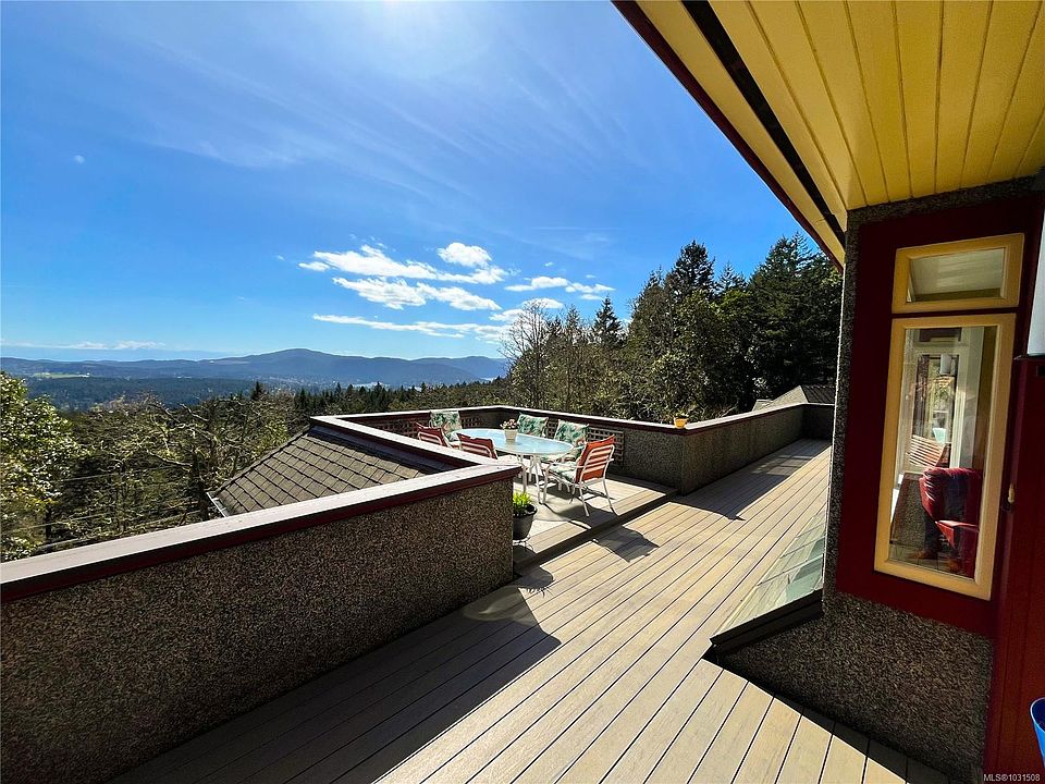 1st image of 8242 Thomson Pl