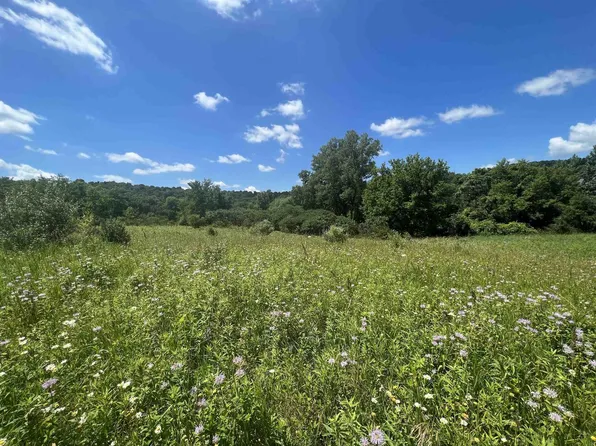 L281 Matterhorn Court #281, La Valle, WI 53941