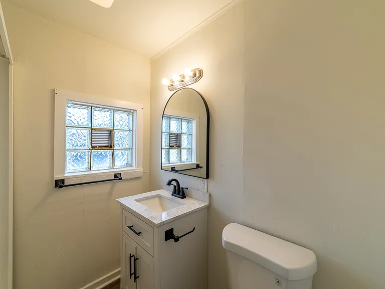 19 Rimbach St #5 — Photo 12