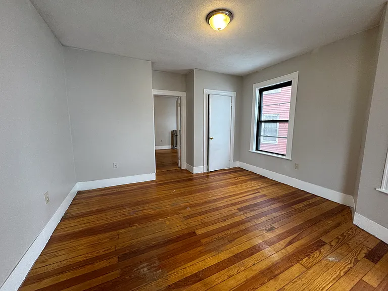 655 Western Ave #8 — Photo 6
