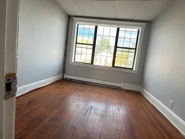 11 Grant Ave, Jersey City, NJ